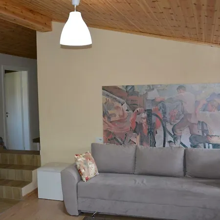 Nr.8 Tirana