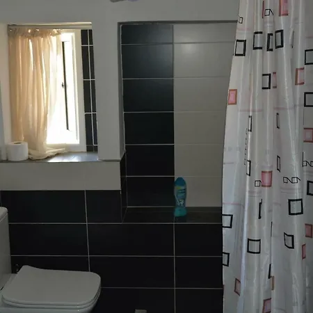 Apartmán Nr.8 Tirana